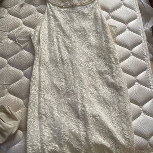 Size 16 sleeveless ivory dress